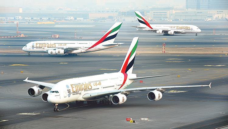 الإمارات توجه شركات الطيران المدني لعدم