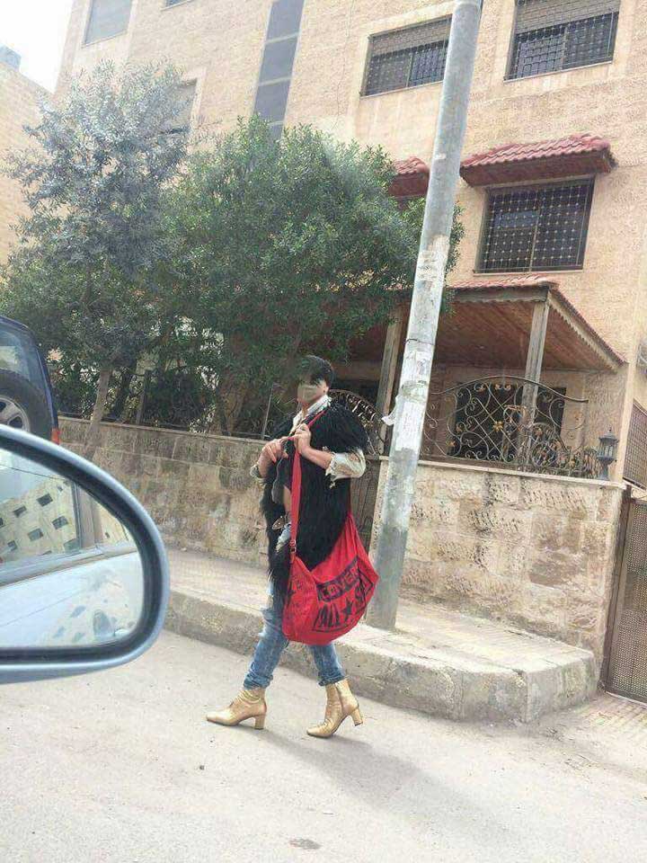 ما حقيقة صورة الشاذ المتجول في