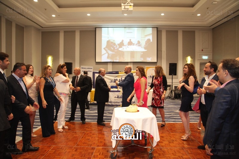 روتاري عمّان يحتفل بذكرى التأسيس ويسلم