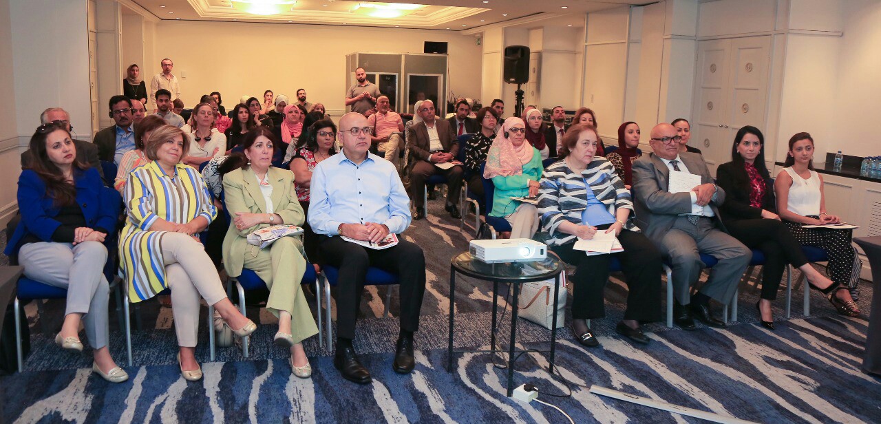 (أرض) تطلق تقريرا وتنظّم حوارا في