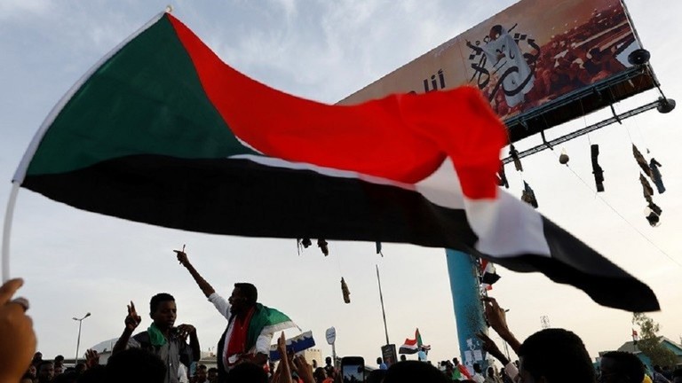 القضاء السوداني يوعز للمجلس العسكري بإعادة