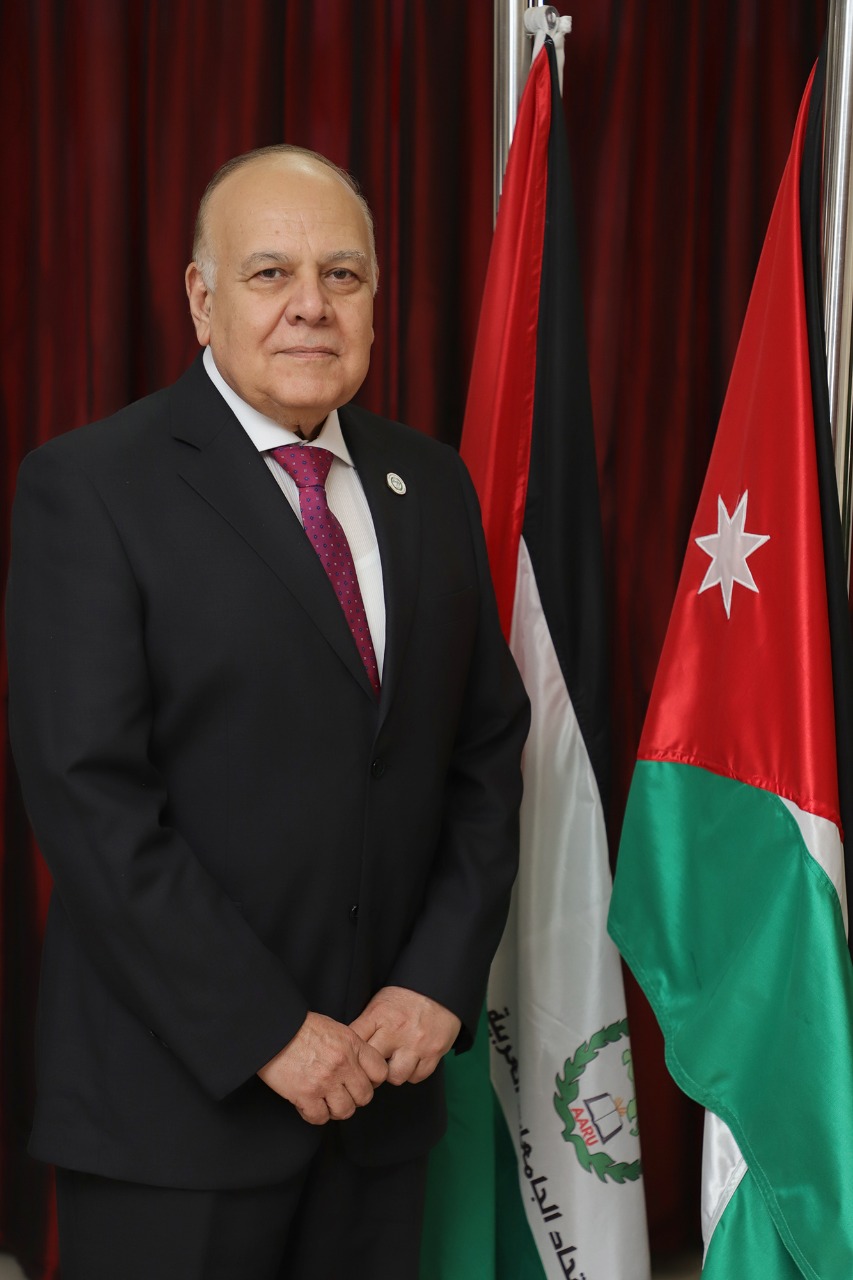 7 الاف طالب سوري يدرسون في