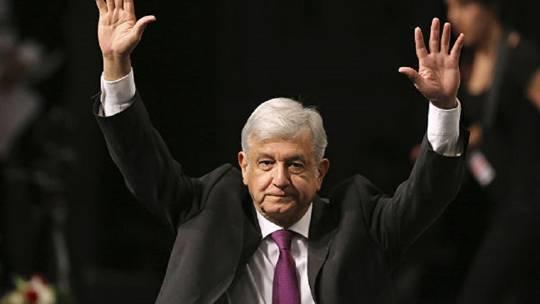 الرئيس المكسيكي يبيع منتجعا لمساعدة الفقراء