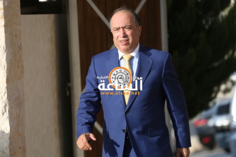 إحالة فواز الشهوان إلى التقاعد