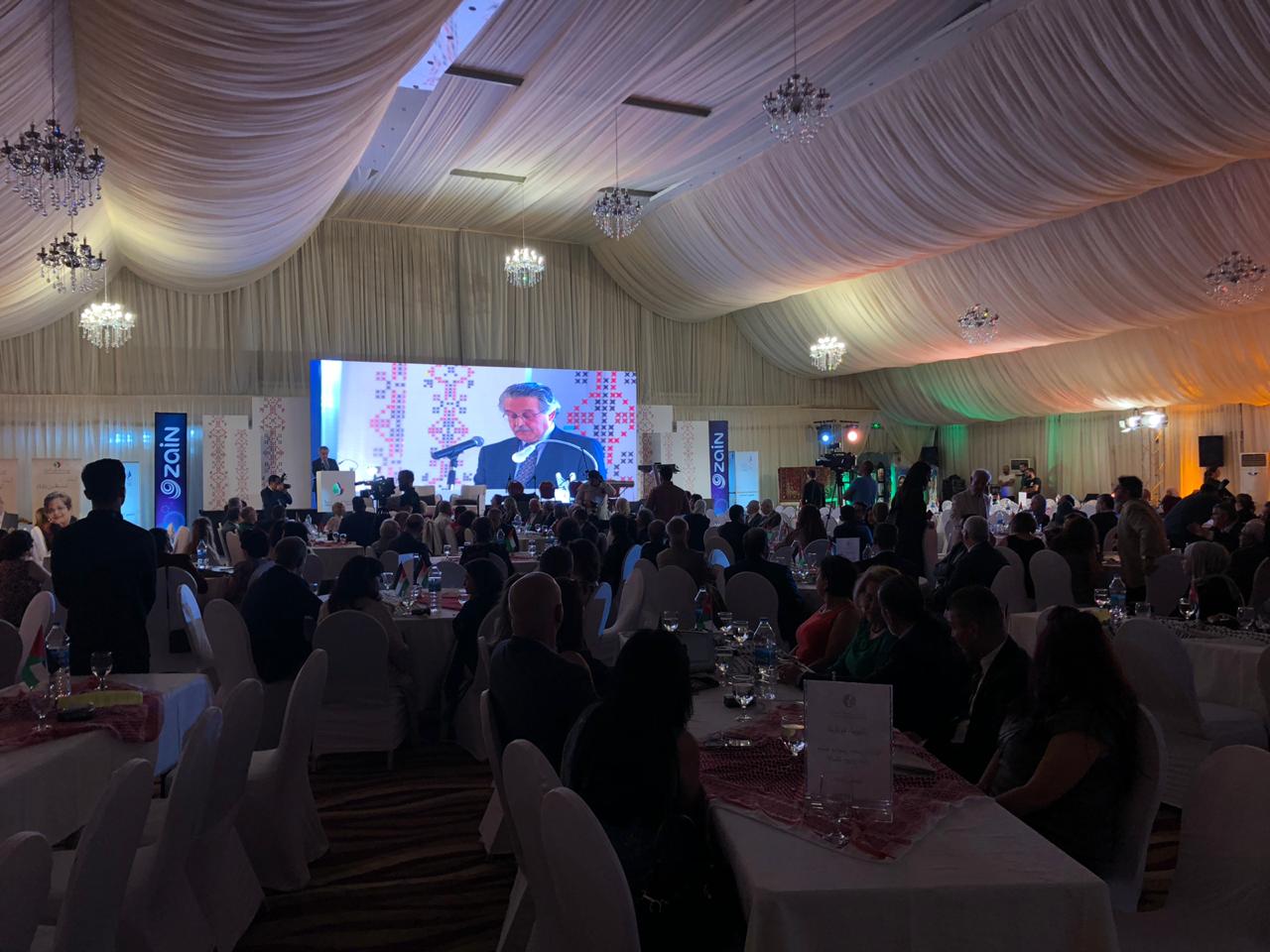 زين ترعى الحفل الخيري «ليلة فلسطين