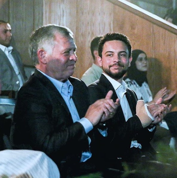 ولي العهد يتحدث عن نظرة الملك..