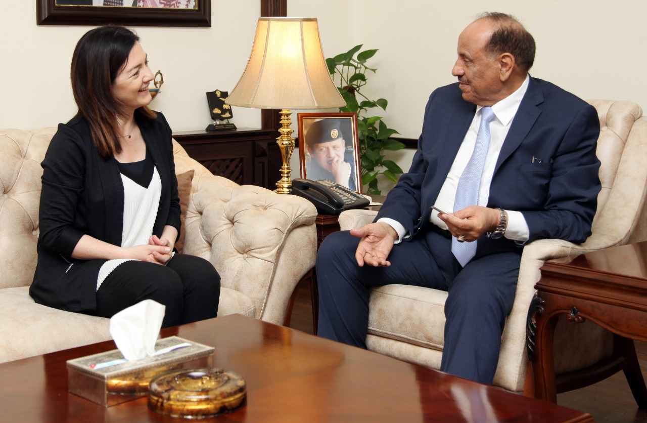 وزير الداخلية يلتقي ممثل «اليونيسف» في