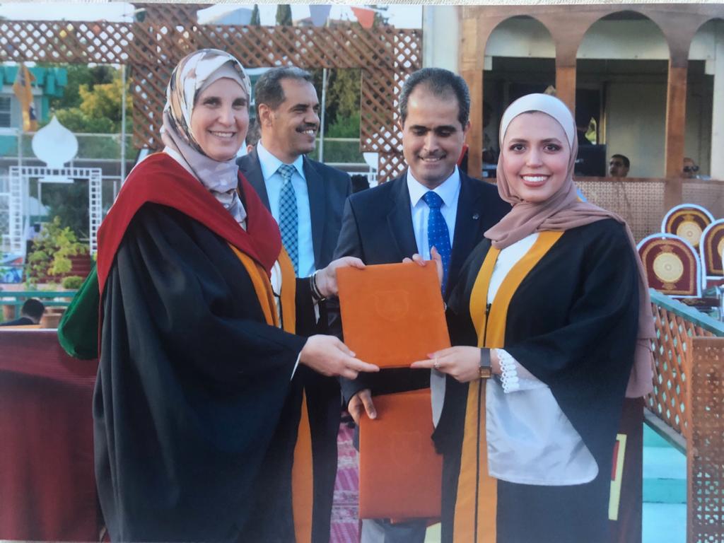 بتول الخوالدة.. مبروك التخرج