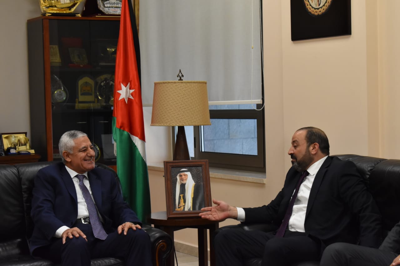 رئيس المجلس القضائي يستقبل النائب العام