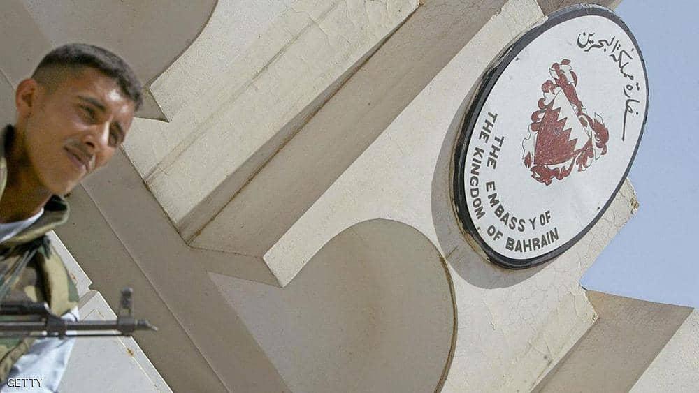 اعتقال العشرات بعد الاعتداء على سفارة