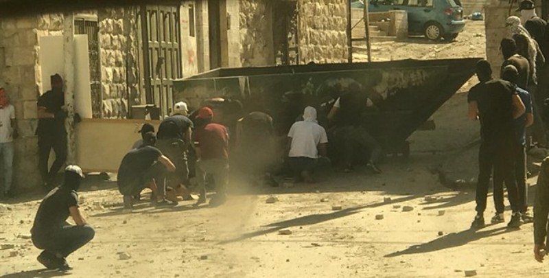 اصابة أكثر من 80 فلسطينيا برصاص