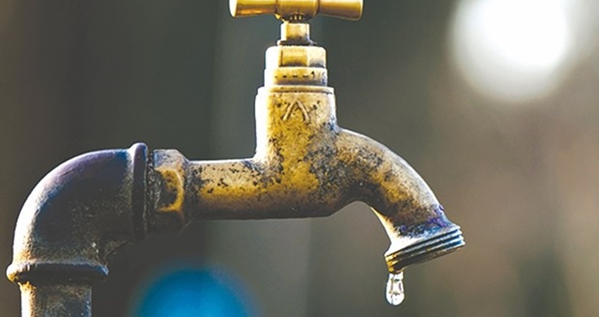 جرشيون يعانون من نقص المياه.. والمحافظ