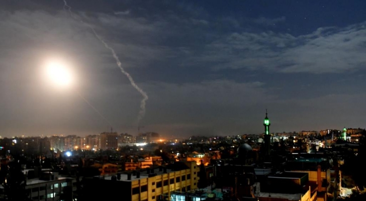 المرصد السوري: مقتل 15 شخصا بينهم