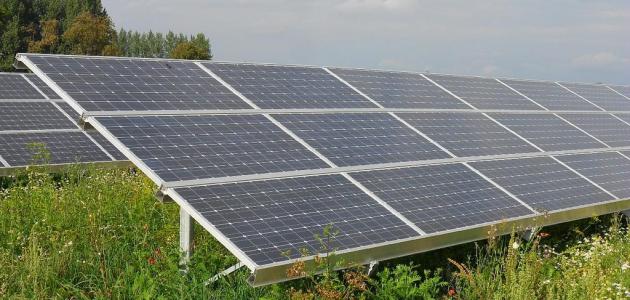 الطاقة تحيل 12 عطاء لتنفيذ مشروع