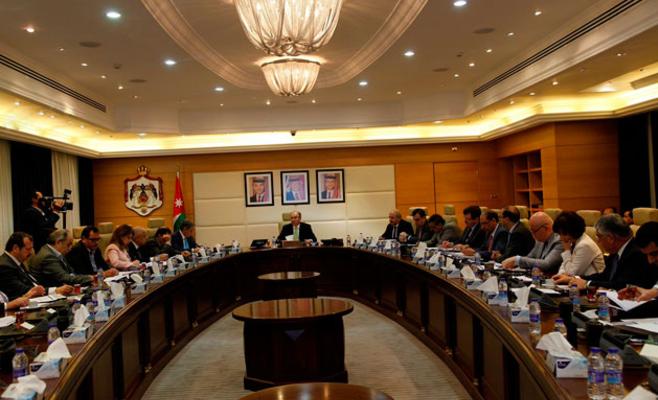 الملقي: حكومة رقمية بدون ورق بعد