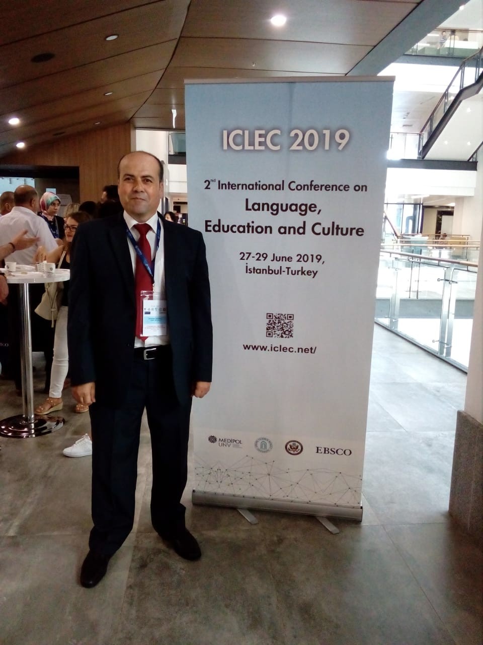 جامعة الزرقاء تشارك في المؤتمر الدولي