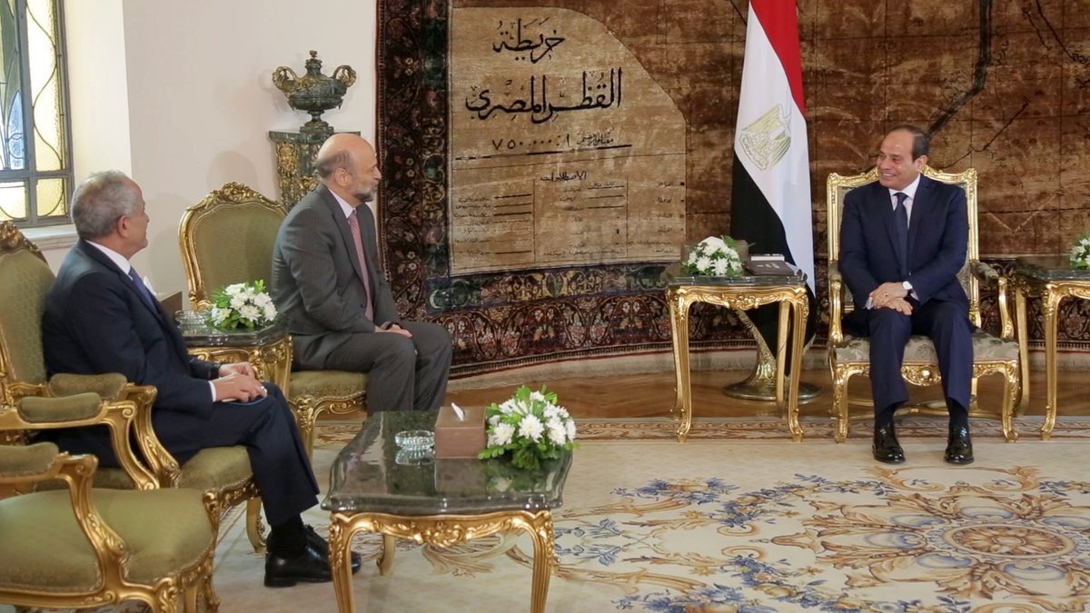 الرزاز يلتقي السيسي في «قصر الاتحادية»