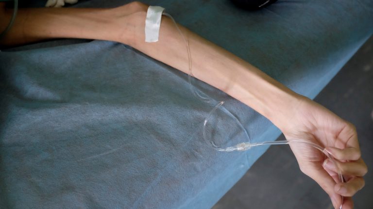 ابتكار طريقة من شأنها علاج الإيدز