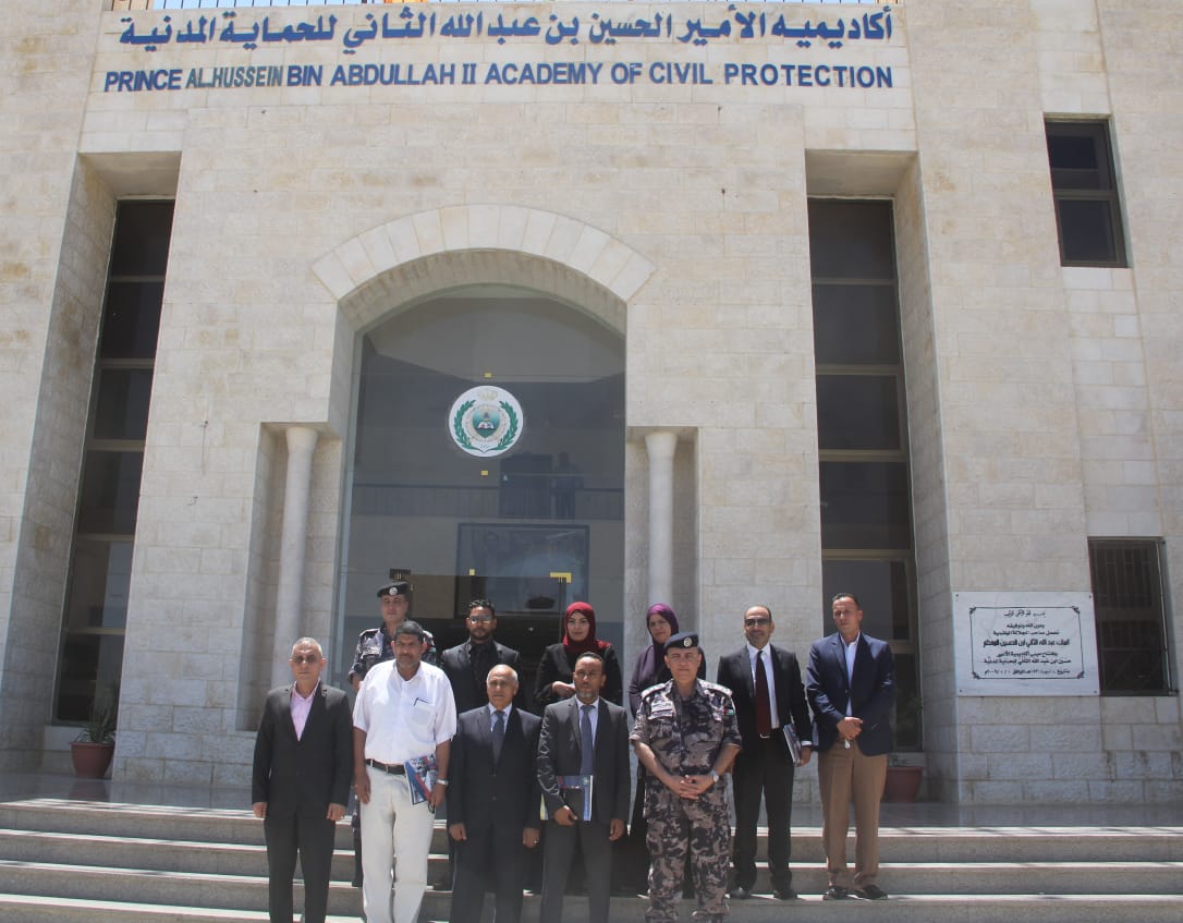 الدفاع المدني ينظم ورشة عمل في