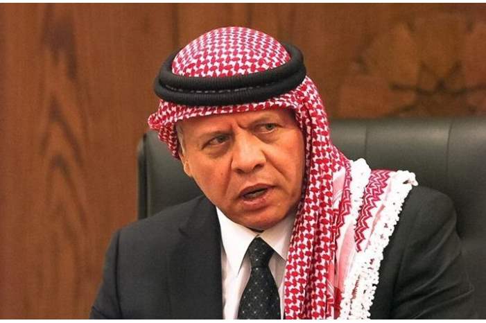 الملك يعزي خادم الحرمين الشريفين