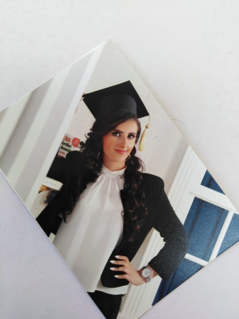 لين حدادين.. مبروك التخرج