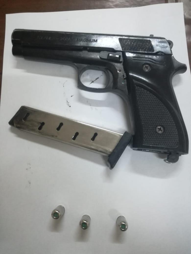 القبض على شخصين أطلقا النار خلال