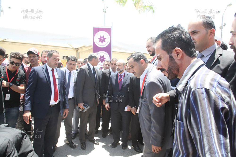 شاب تنتابه حالة تشنجات بالمدينة الرياضية..