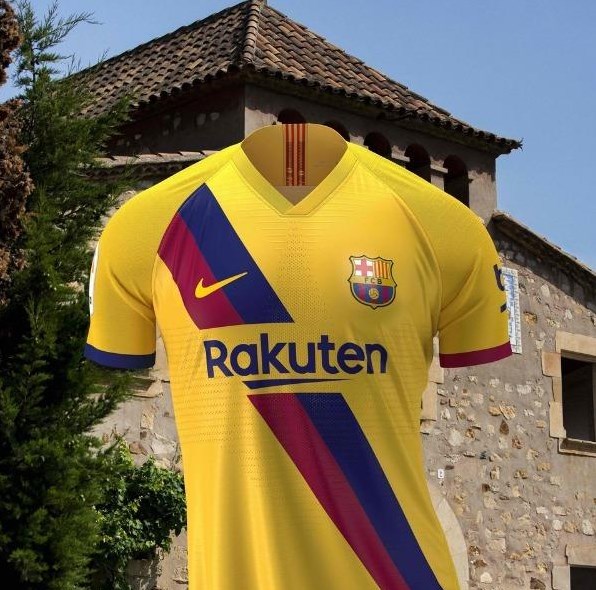 رسميا.. برشلونة يخلد لاماسيا بقميصه الثاني