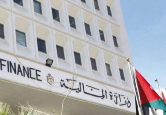 عجز الموازنة يرتفع إلى 483.5 مليون