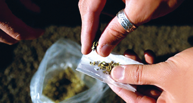 ضبط شخصين بحوزتهما «الجوكر» بعد حملة