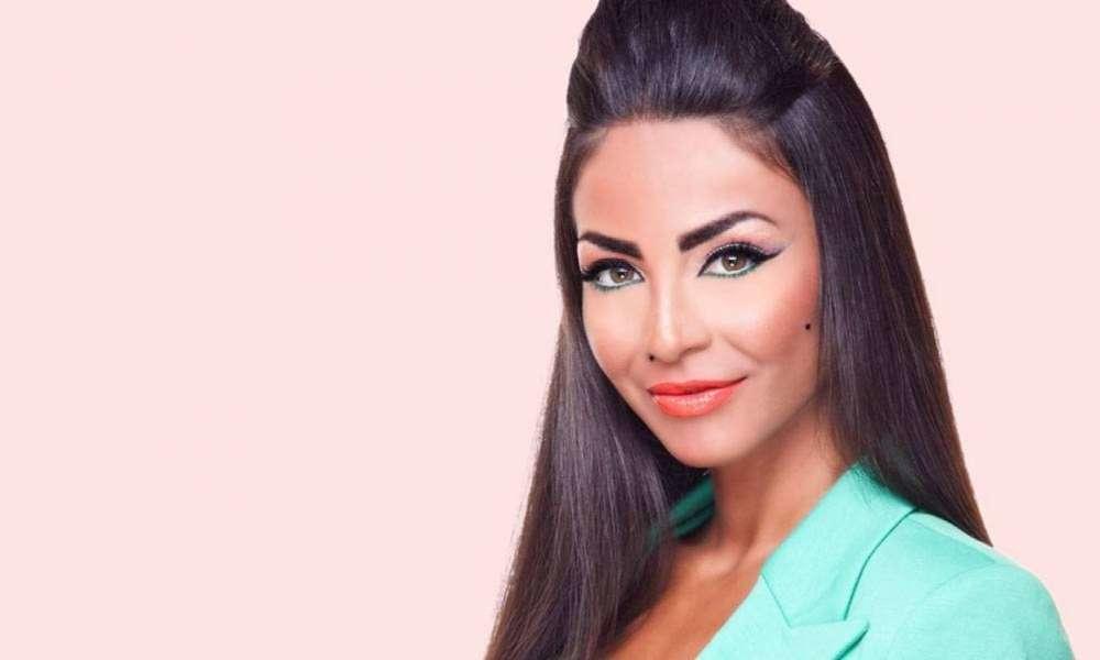 دوللي شاهين تتعرض لحادث مروع