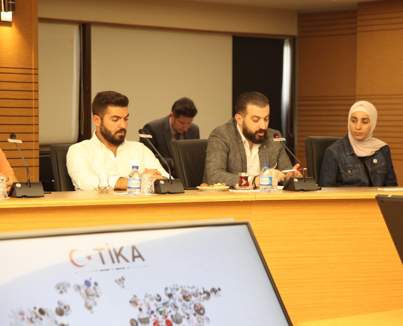 التلفزيون الرسمي التركي يكرم مخرج التلفزيون