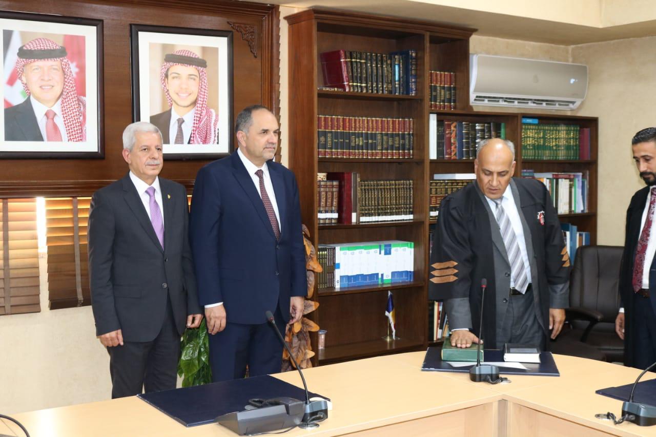 113 محاميا يؤدون اليمين القانونية أمام