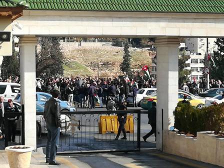 اتحاد مزارعي الأردن: اعتصامنا قائم