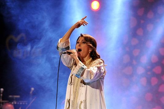 رسالة من ماجدة الرومي للرئيس اللبناني