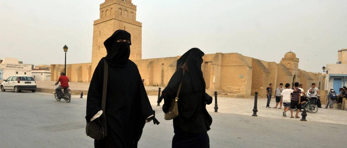 حكومة تونس تعلق مجددا على قرار