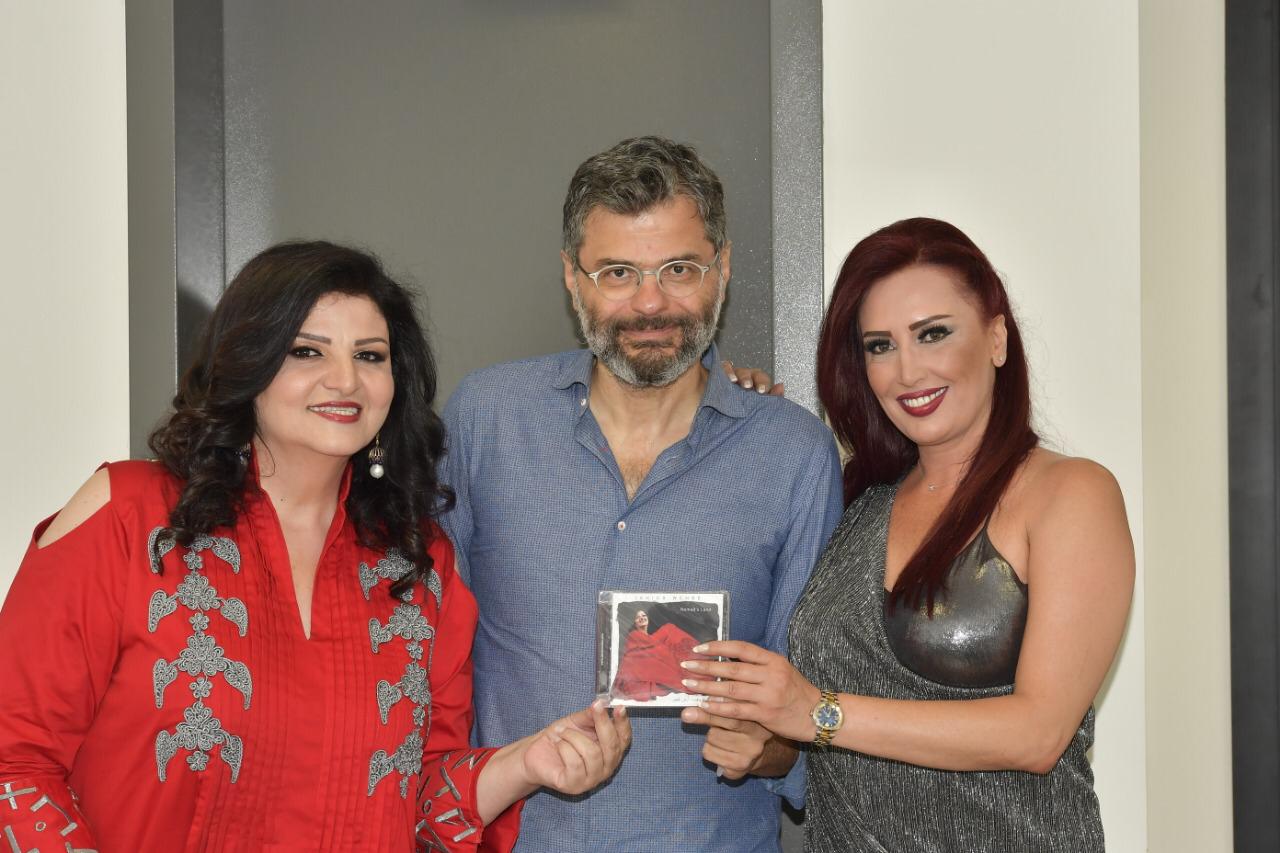 جاهدة وهبه أطلقت عملها الجديد ’أرض