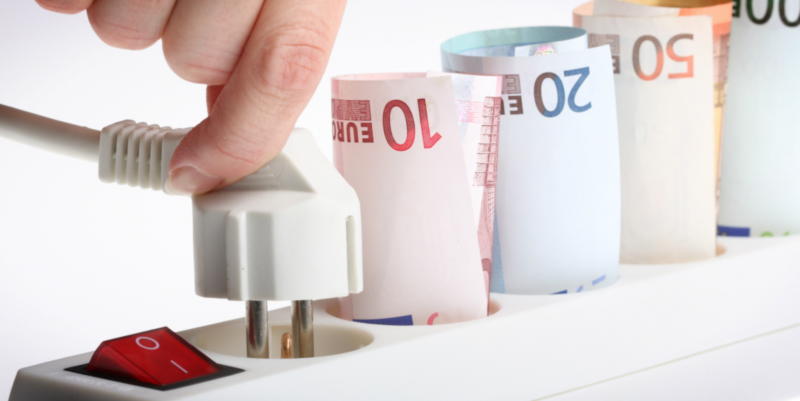 «صناعة عمان» تحذر من المنافسة غير