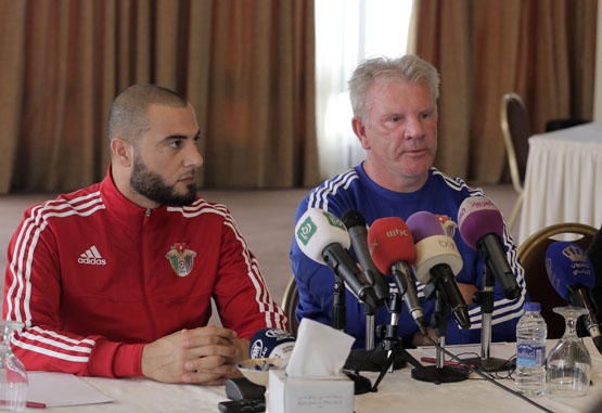 غينيا تقيل مدرب النشامى السابق