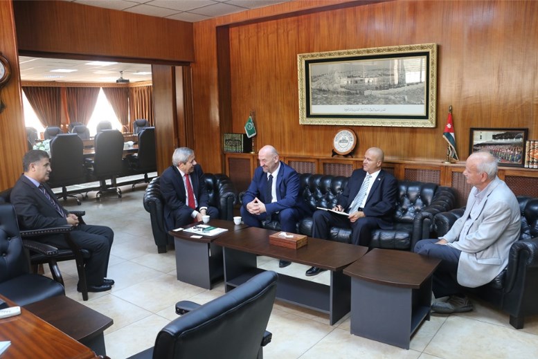 الكركي يلتقي سفير البوسنة والهرسك