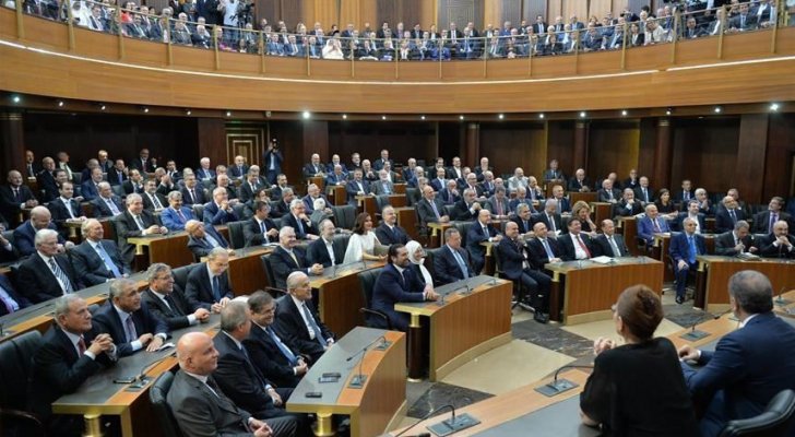 مجلس النواب اللبناني يقر موزانة تقشفية