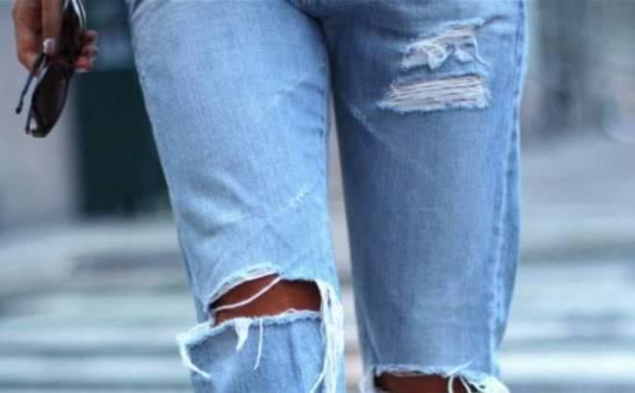 تحذيرات من ارتداء الجينز الممزق