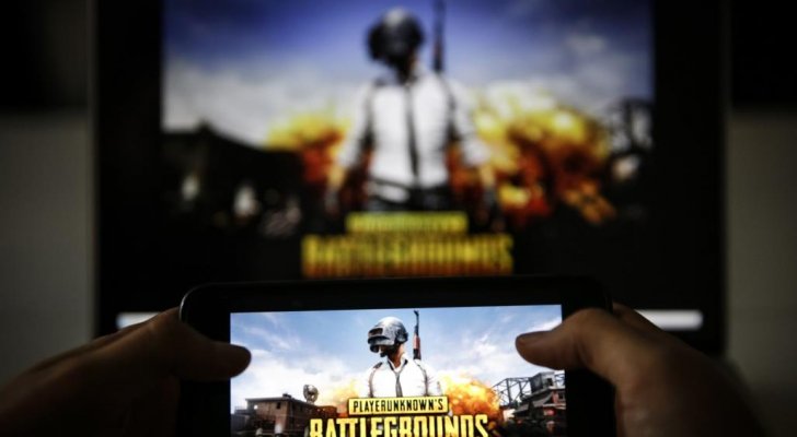 إماراتي يحول 30 ألف درهم لصديق