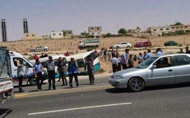 26 اصابة بتصادم حافلتين في الضليل