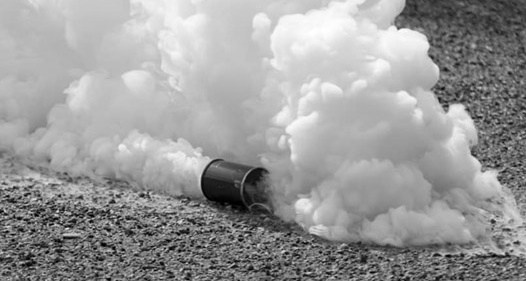 الشرطة البريطانية تحقق بحادثة اعتداء بالغاز