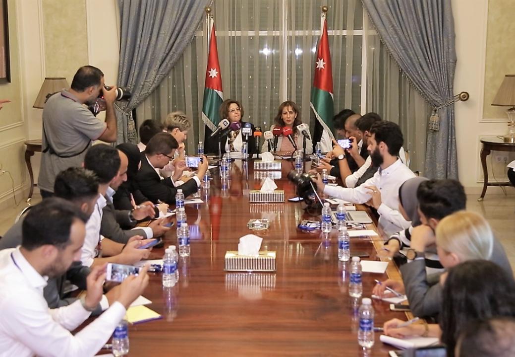 الحكومة تعلن في إيجاز صحفي نتائج