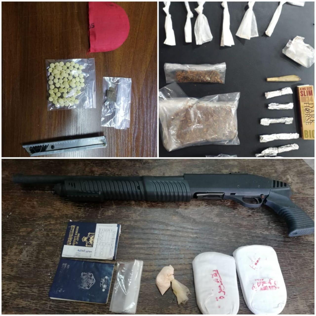 ضبط 25 مروجا للمواد المخدرة و5