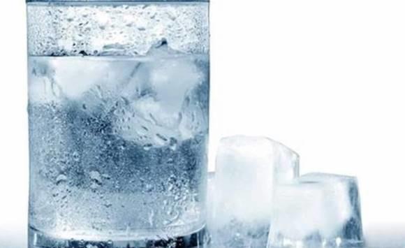 توقفوا عن شرب الماء المثلج حتى