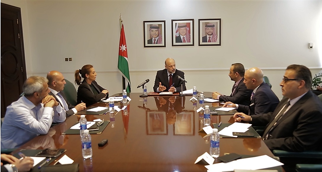 الرزاز يلتقي مدراء الأخبار في محطات