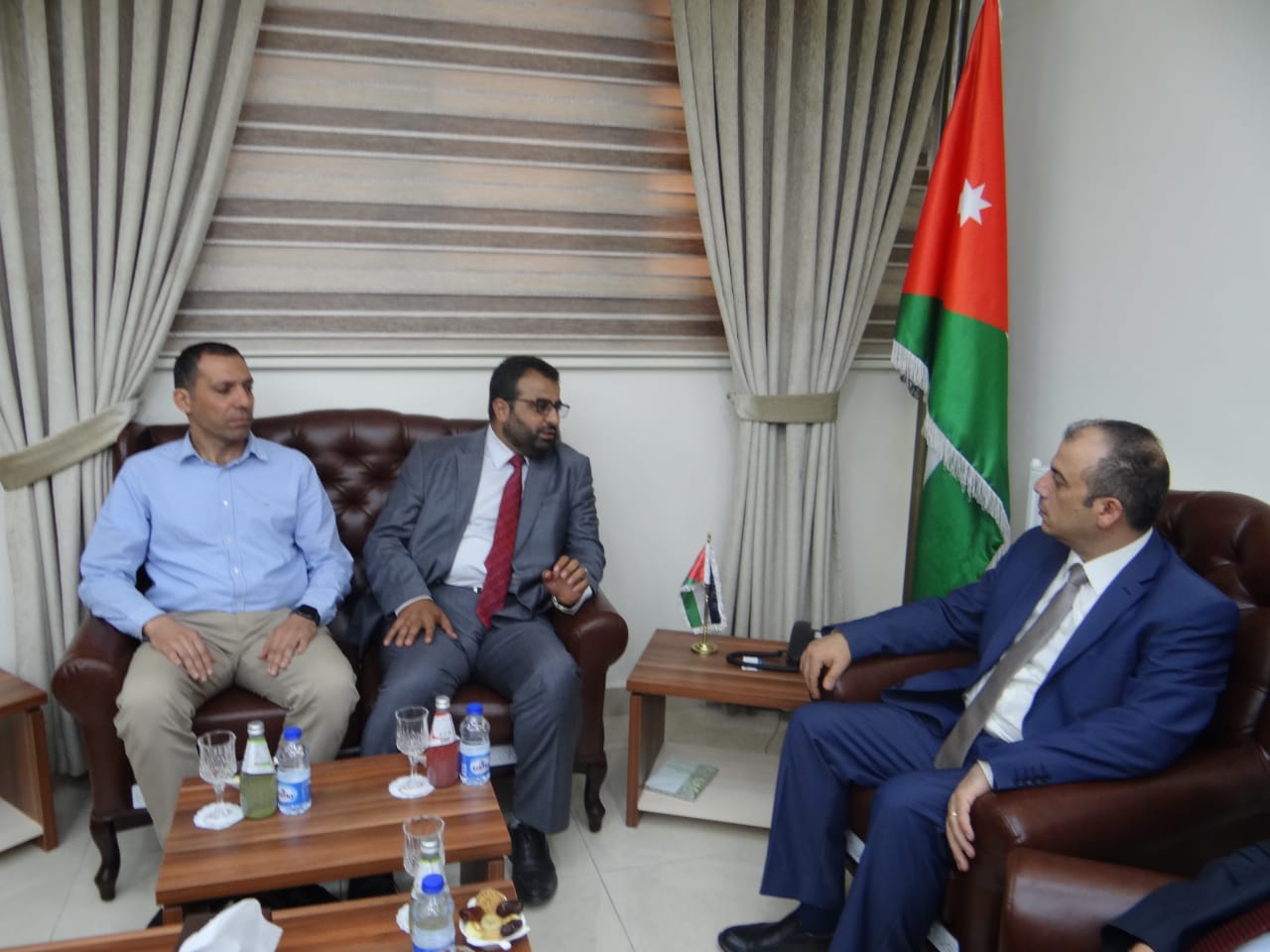 تعزيز التعاون بين البحوث الزراعية ونقابة